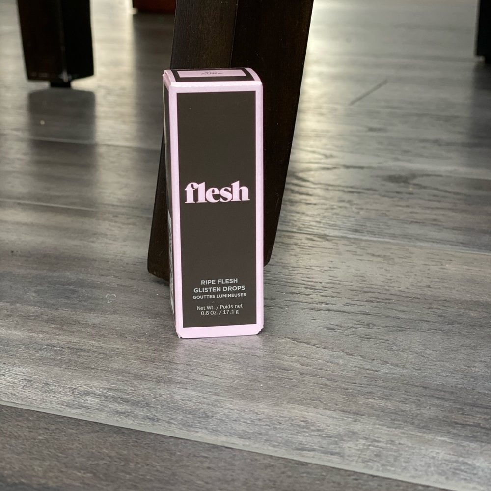 Flesh glisten drops